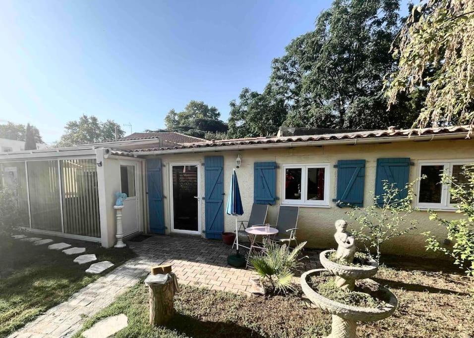 Houdarling Chalet Et Spa Hammam Jacuzzi Et Sauna Nîmes Dış mekan fotoğraf